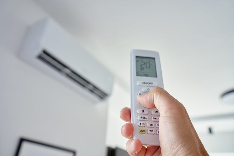 Aer condiționat, ventilator sau răcire evaporativă: care dintre ele răcorește cu adevărat