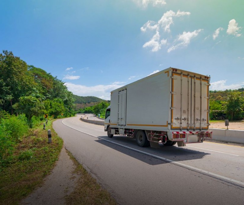 Ghidul Beneficiarului în 2025: Tot Ce Trebuie Să Știi Despre Transportul Rutier Internațional