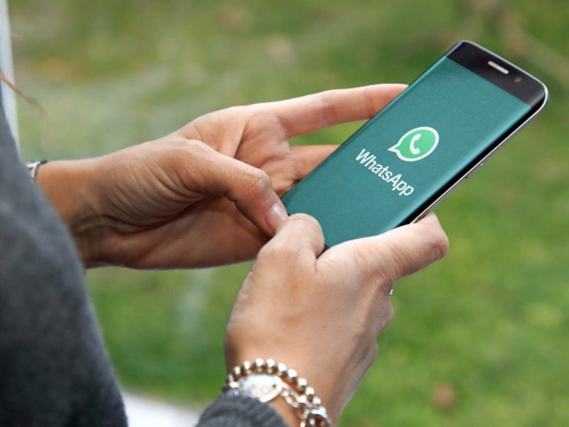 Utilizatorii WhatsApp pot trimite acum fotografii și videoclipuri care dispar